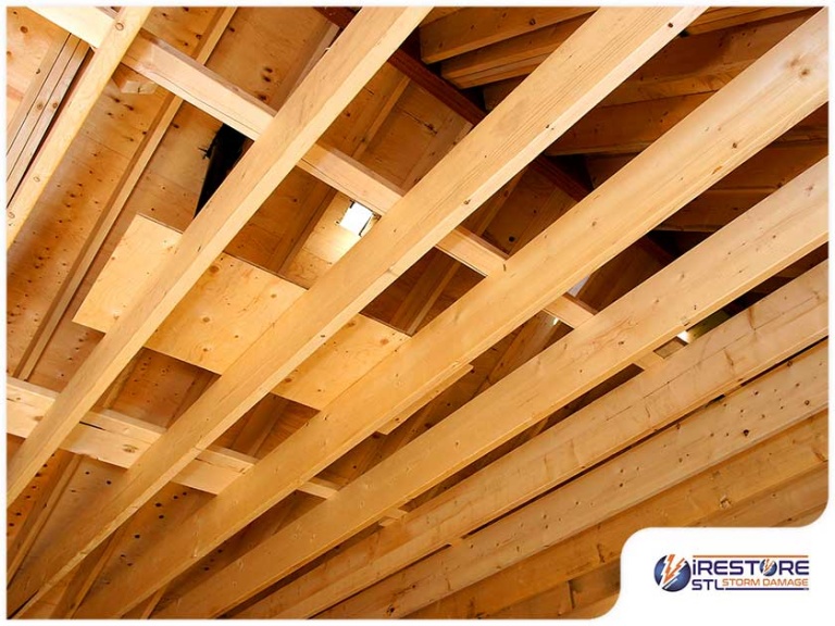 The Difference Between Roof Rafters and Trusses