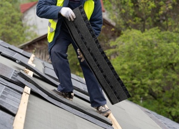 Will a Full Roof Replacement Help Lower Your Home Insurance?